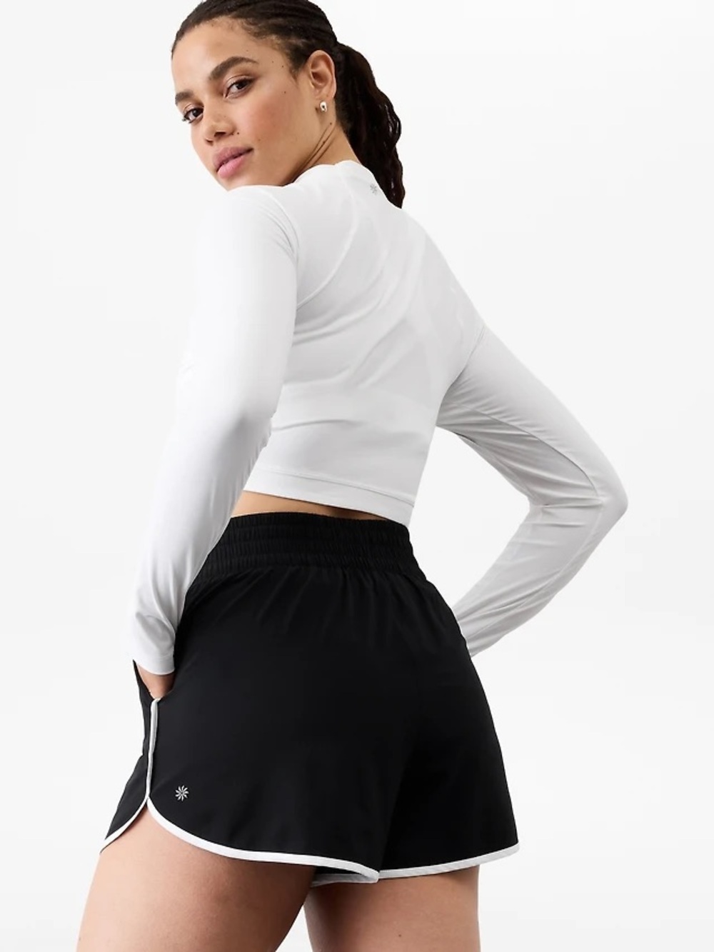 Athleta High Rise Weekender Stripe Run Shorts in Black & White, Women’s Small